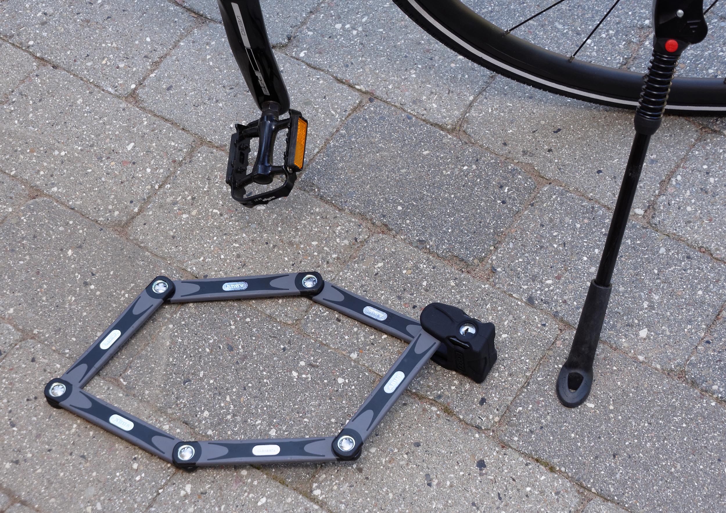 Stå sammen forbrydelse ~ side Stortest: 6 forskellige cykellåse | CykelStart.dk