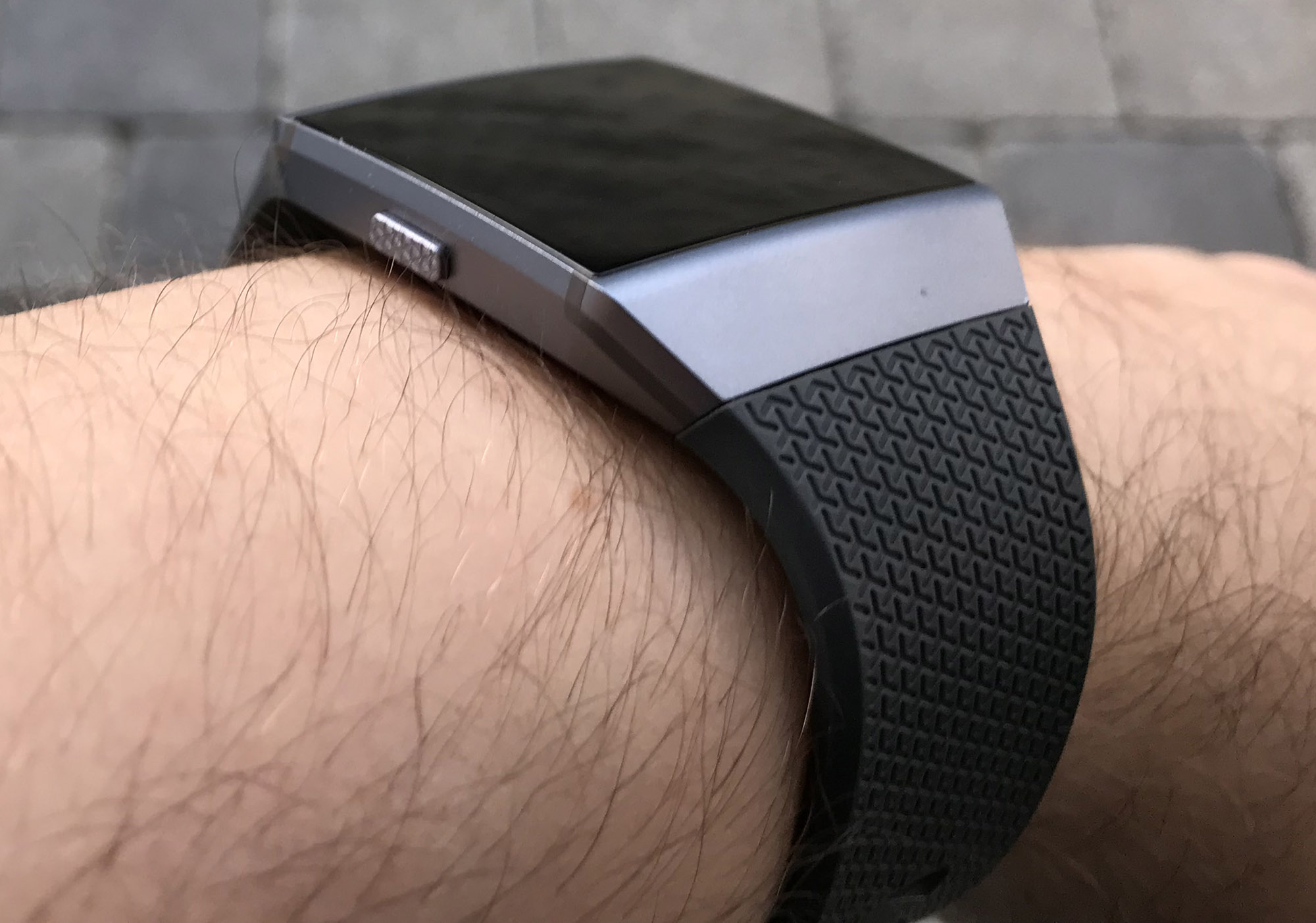 sangtekster Stolpe træt Test: Fitbit Ionic | CykelStart.dk