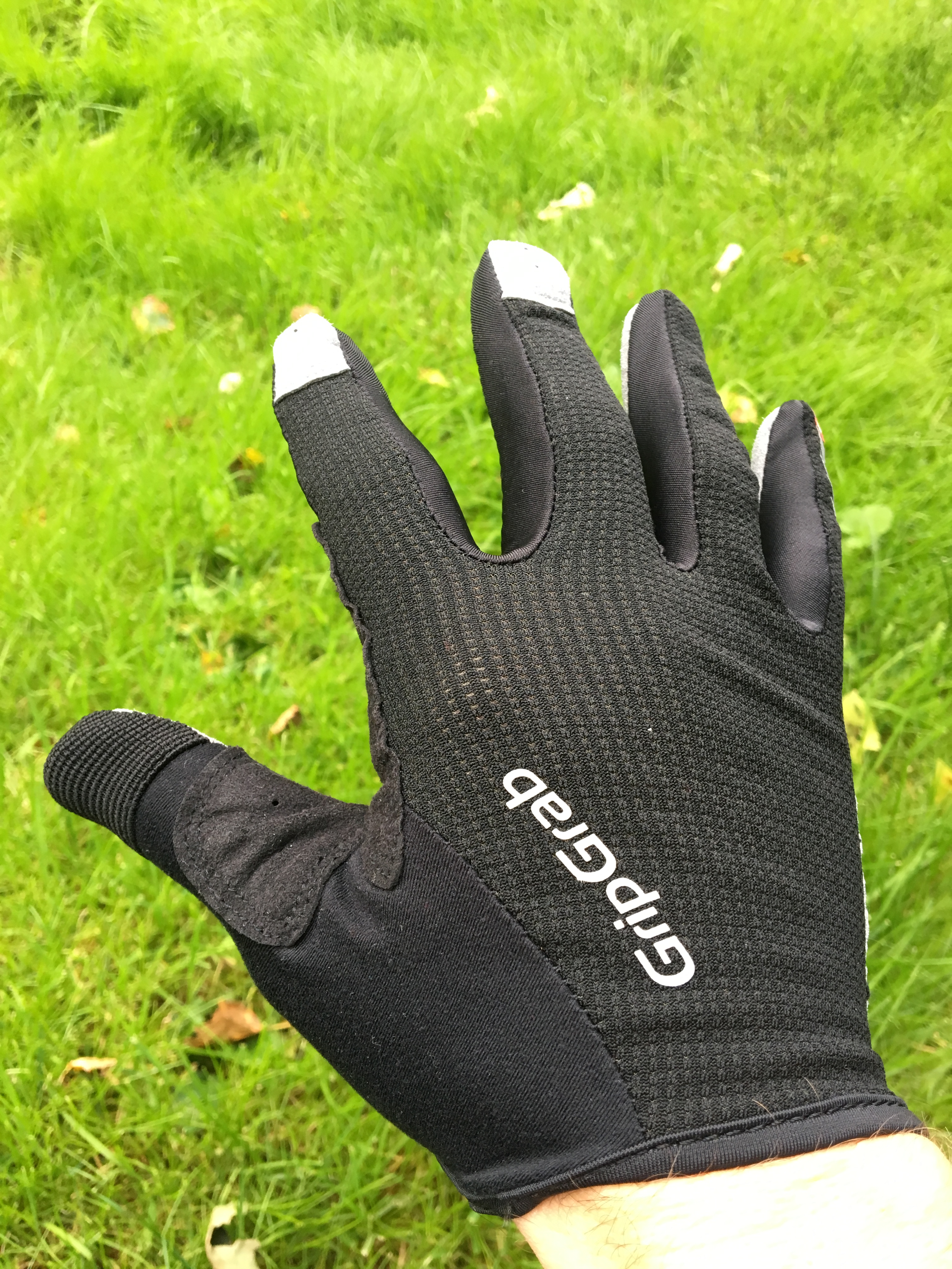 Test: GripGrab Shark handsker CykelStart.dk