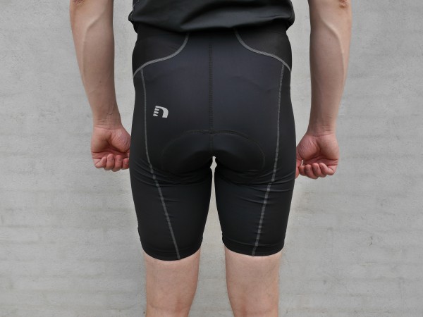 Newline-Bike-8-panel-shorts-back