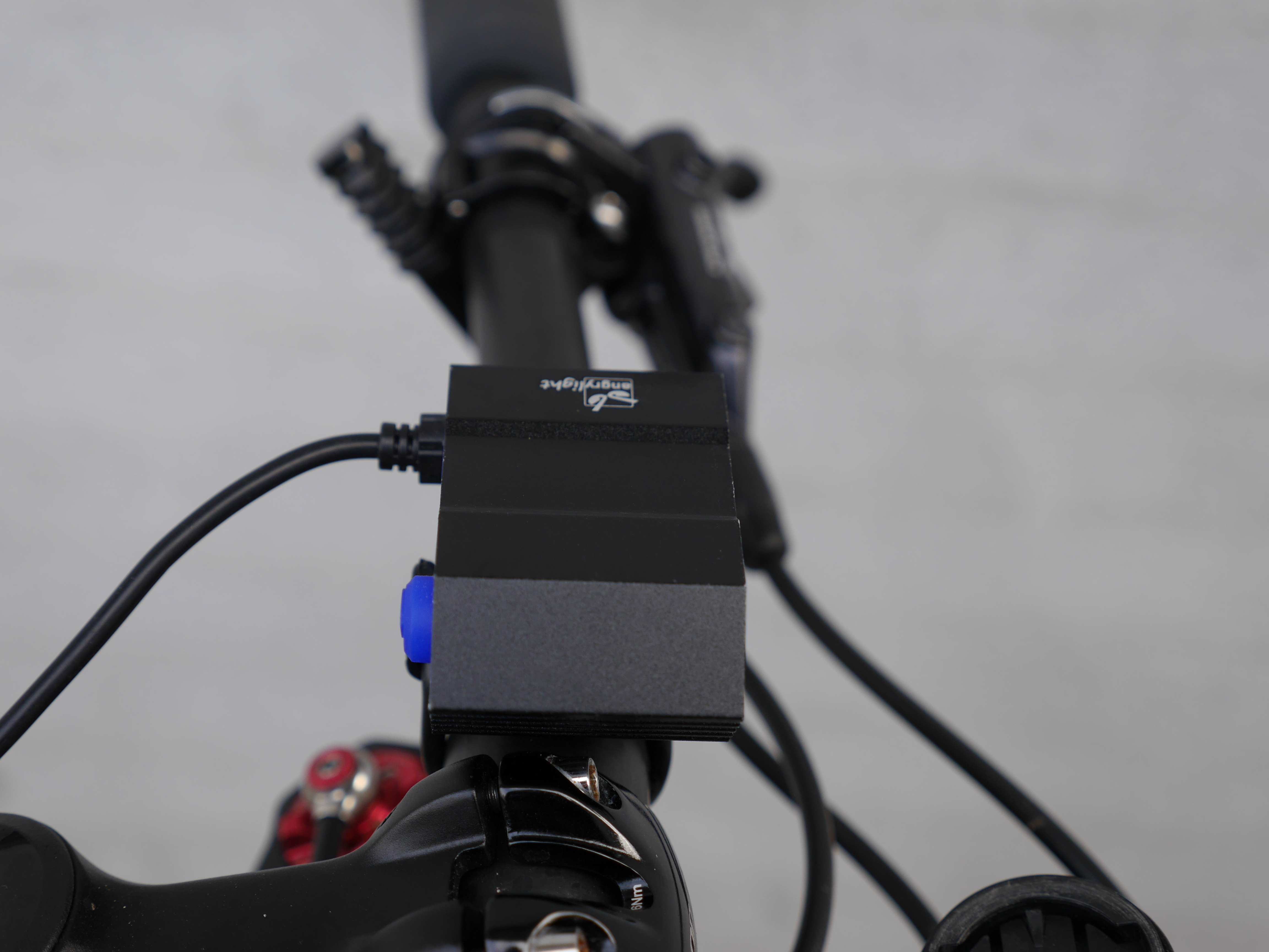 Test: Angry Light 3000 lumen | CykelStart.dk