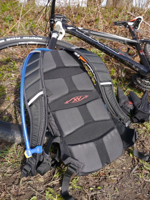 camelbak-mule-bagpanel