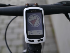 garmin-edge-touring-on-bike-05