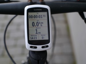 garmin-edge-touring-on-bike-06