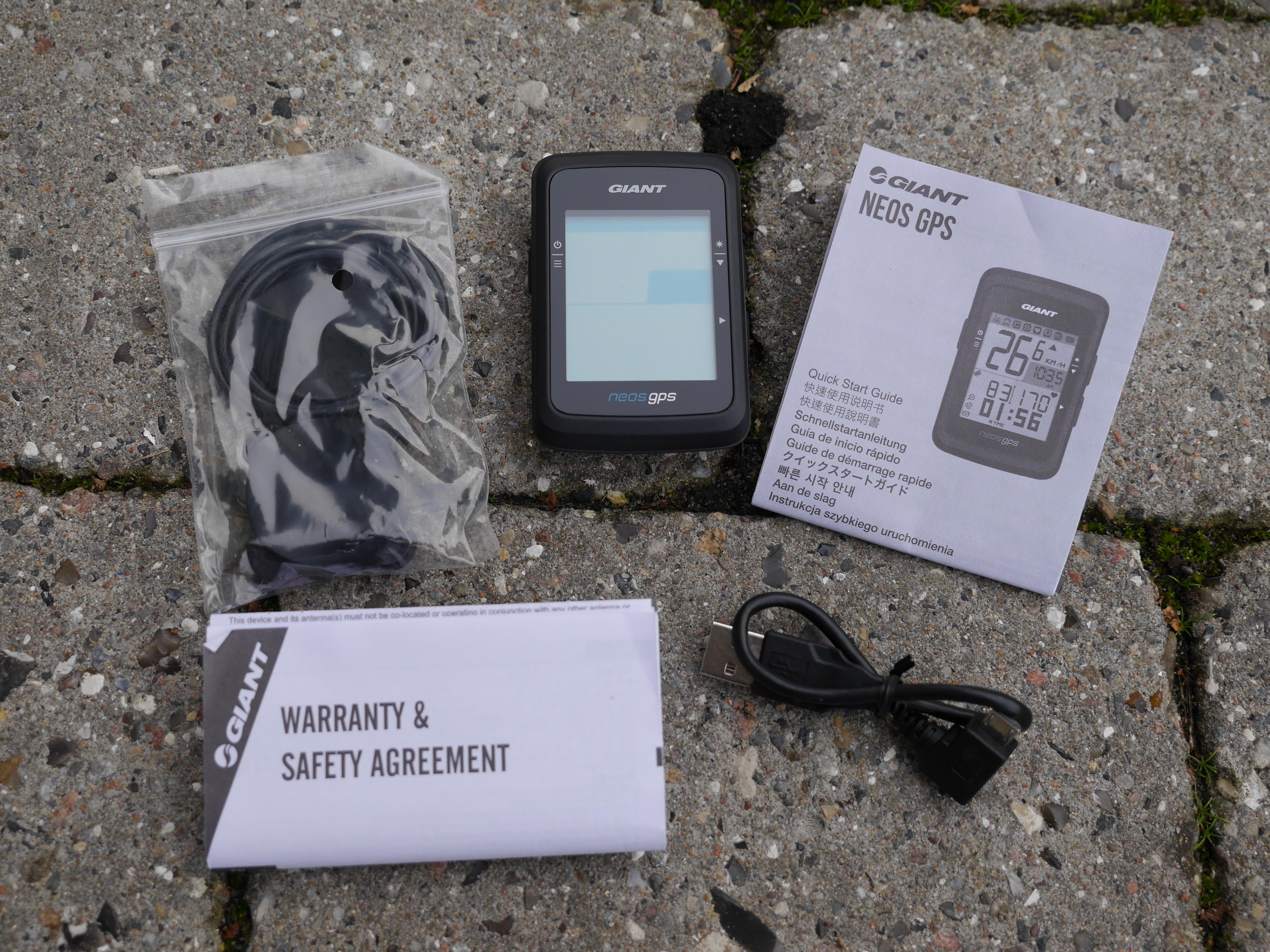 giant neostrack gps computer review