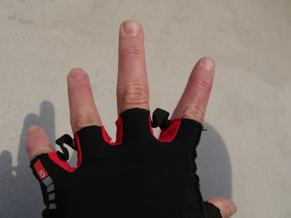 gripgrab-supergel-fingers