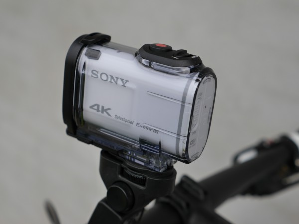 sony-fdr-x1000-waterproof-housing-back