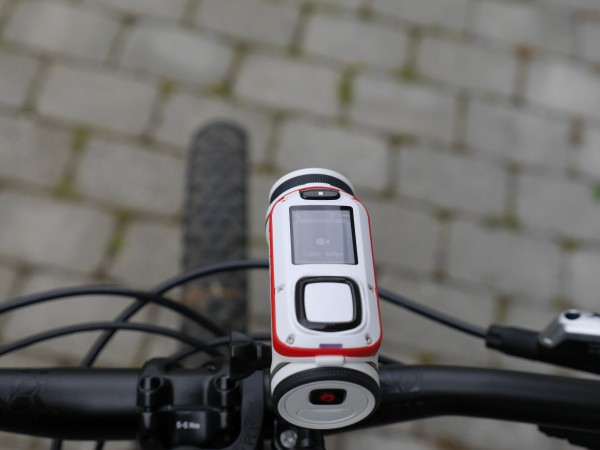 tomtom-bandit-on-bike-top